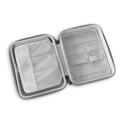 Custodia di ricarica portatile