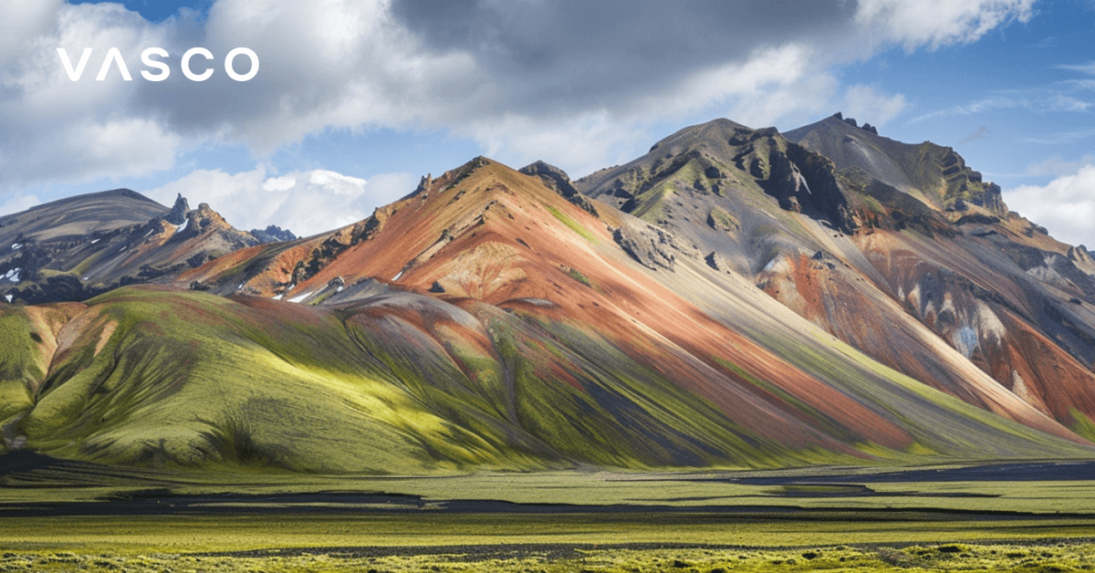 Immagine di una pittoresca montagna islandese.