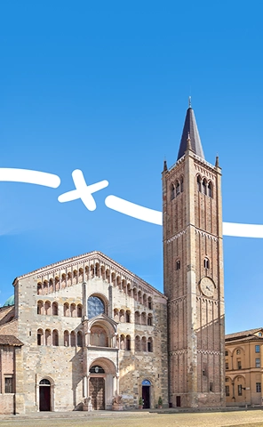 Un edificio storico a Parma, in Italia, con dettagli architettonici tradizionali che riflettono il ricco patrimonio culturale della città.